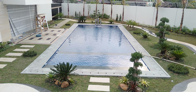 Inovasi Kolam Renang Ramah Lingkungan di Surabaya